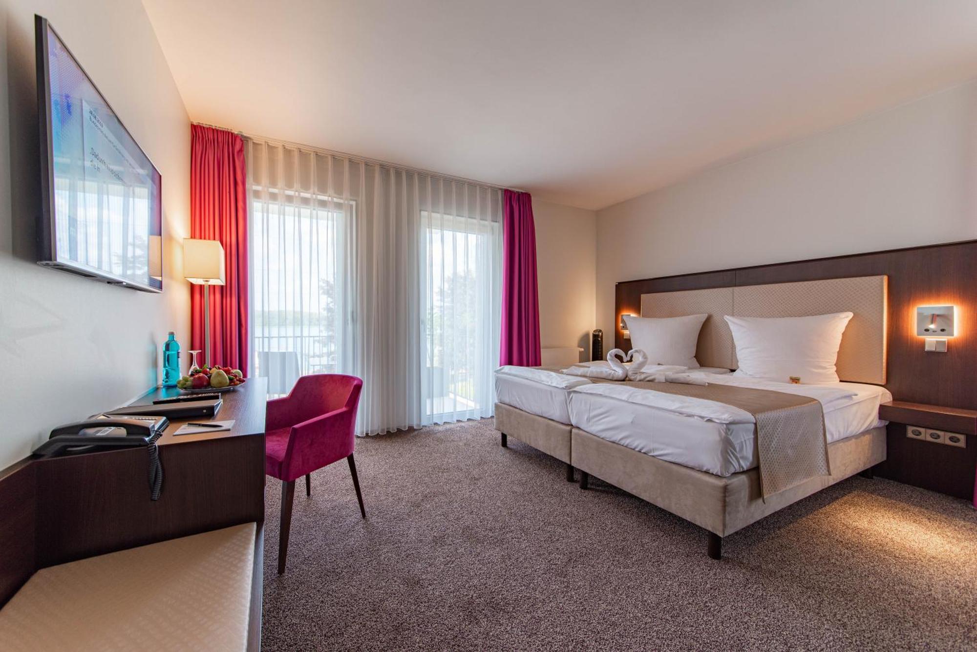 Fontane Hotel Schorfheide Exteriör bild