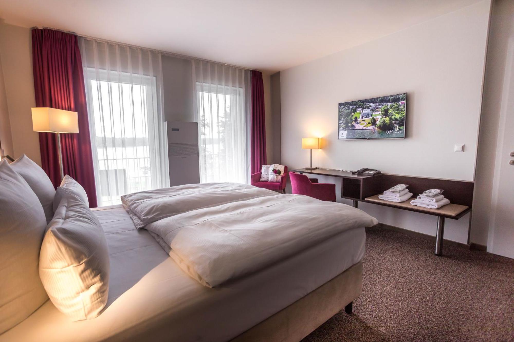 Fontane Hotel Schorfheide Exteriör bild